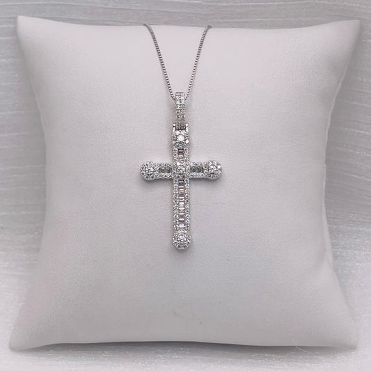 1.8 CT Moissanite Diamond Cross Pendant