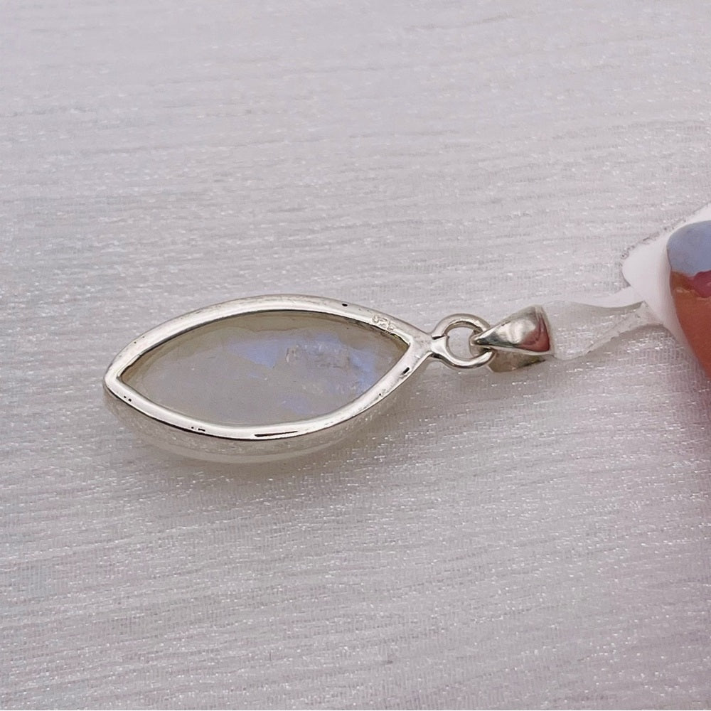 Rainbow Moonstone S925 Pendant