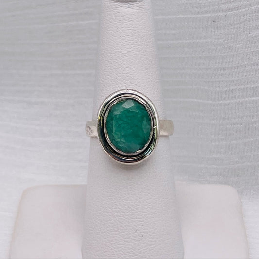 Emerald Oval S925 Ring *needs size