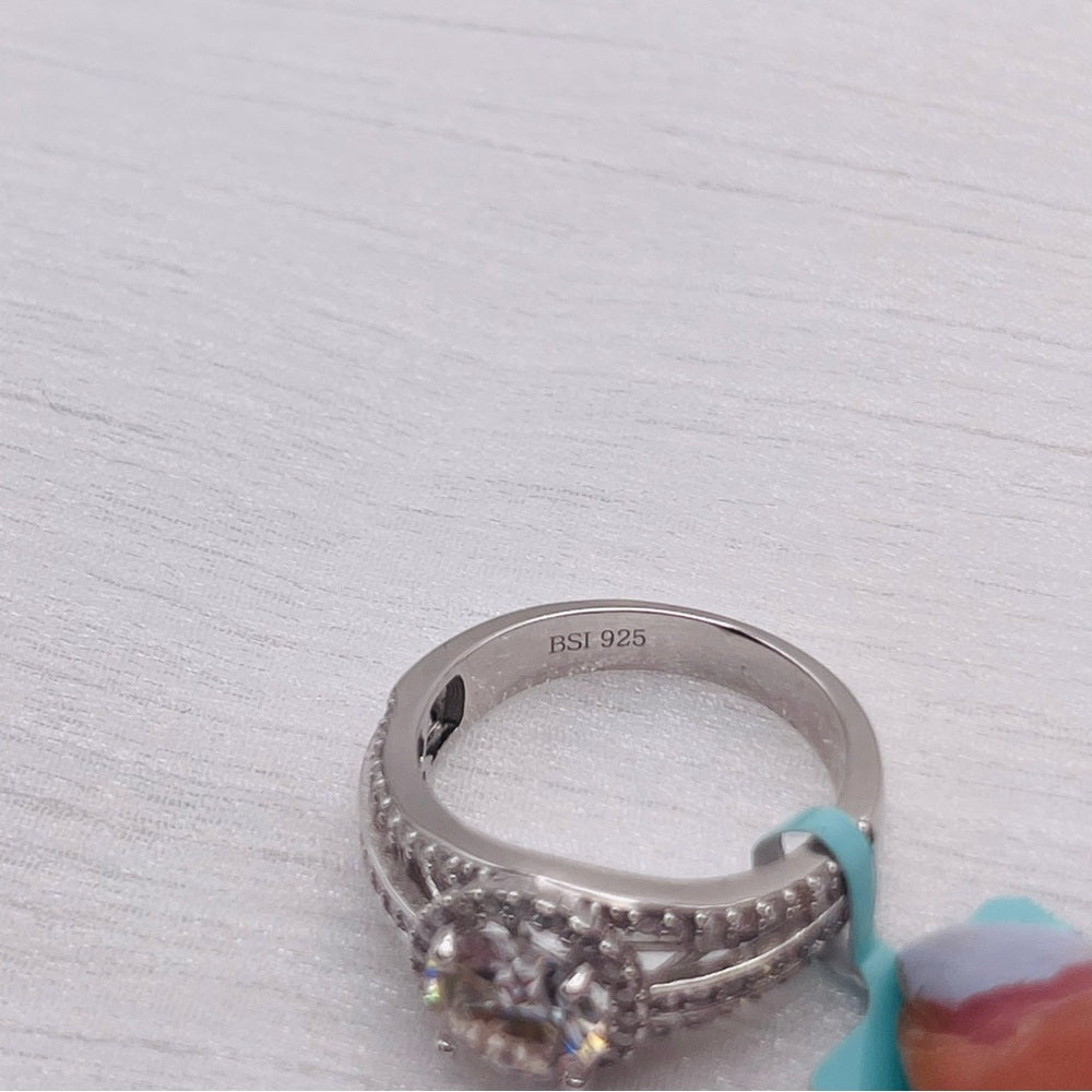 5.08 CT Moissanite Diamond Ring