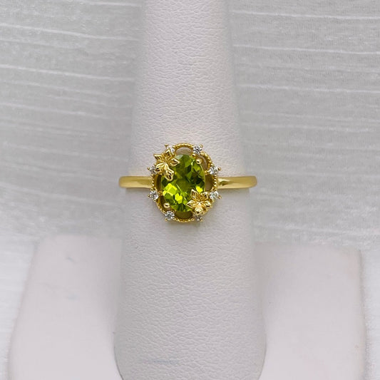 Peridot Oval Flower S925 Ring