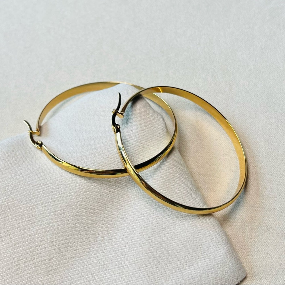 Karyna Hoop