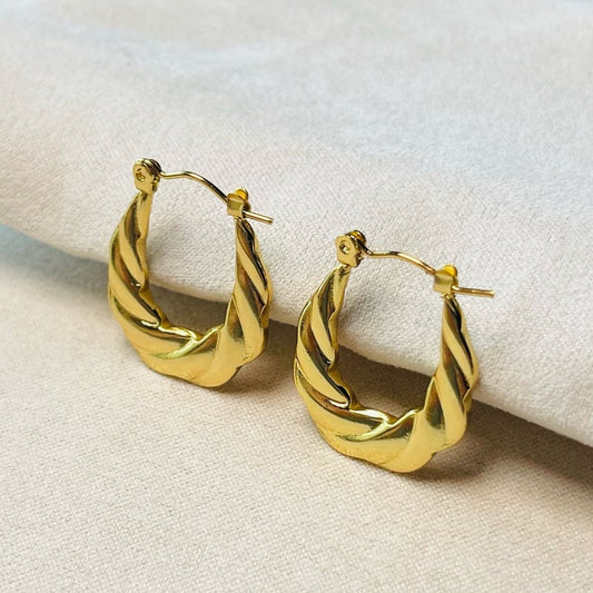 Aphrodite Hoop