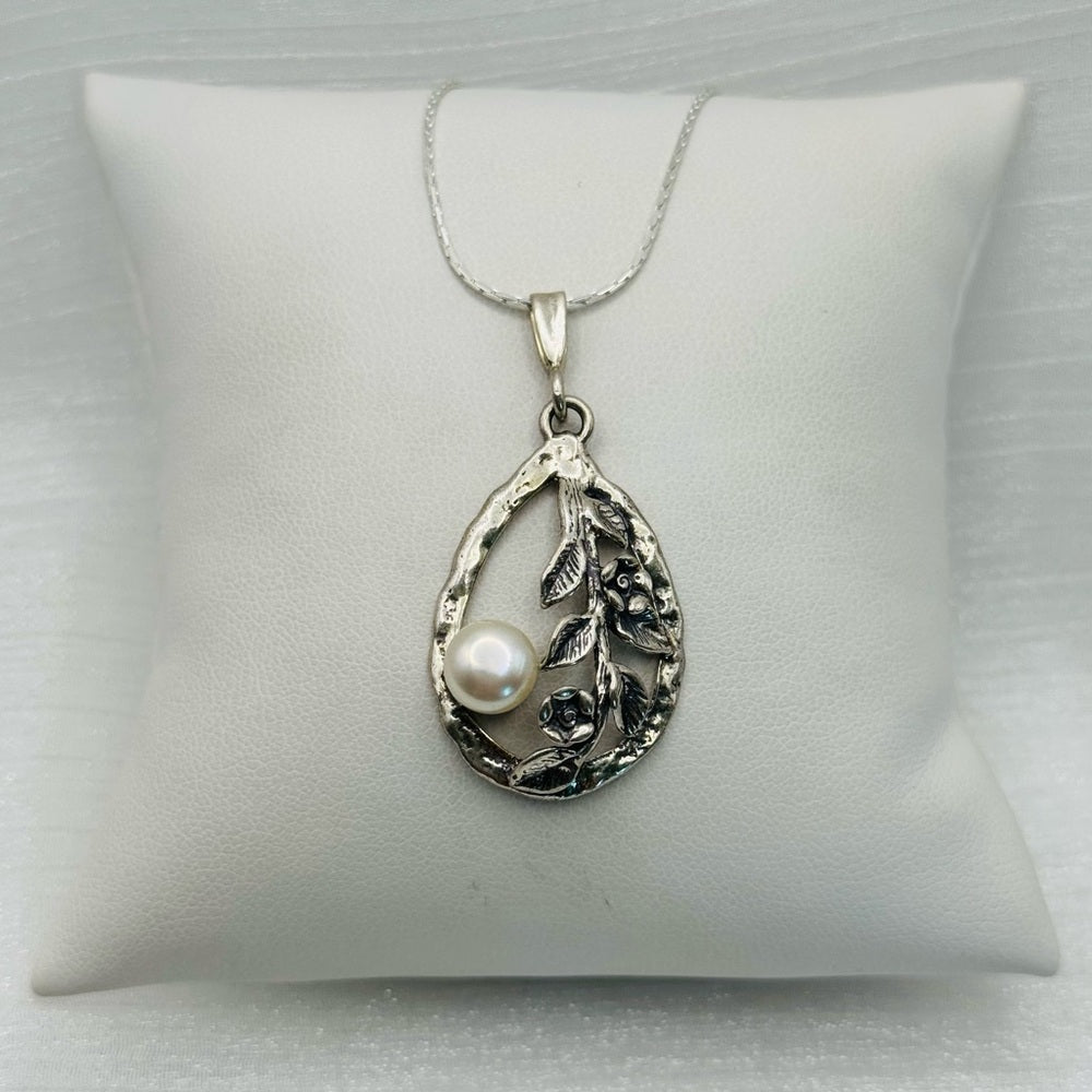 Freshwater Pearl S925 Floral Necklace