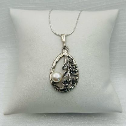 Freshwater Pearl S925 Floral Necklace