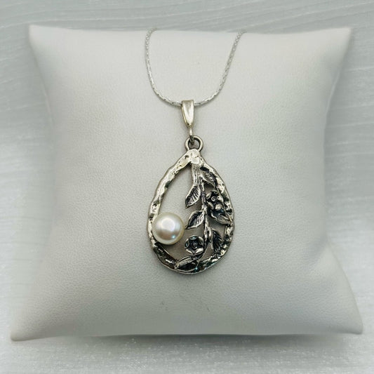 Freshwater Pearl S925 Floral Necklace