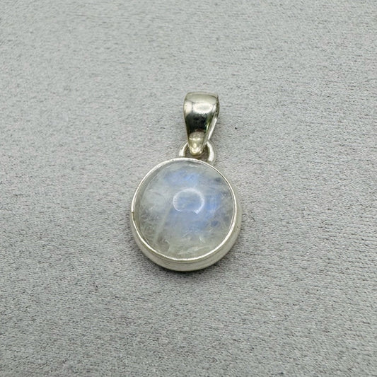 Rainbow Moonstone S925 Circle Pendant