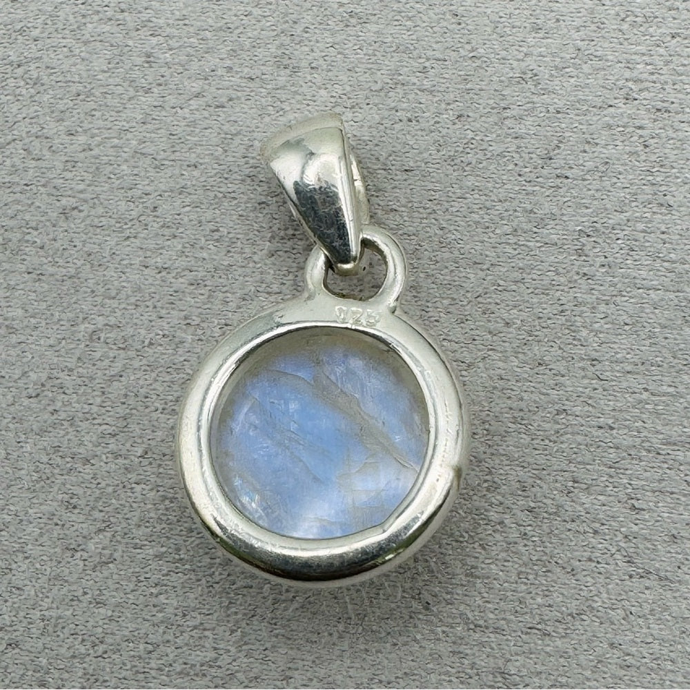 Rainbow Moonstone S925 Circle Pendant