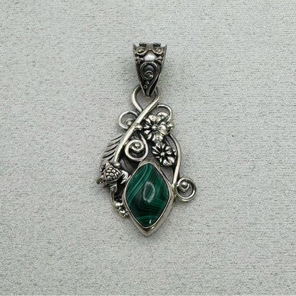 Malachite S925 Floral Pendant