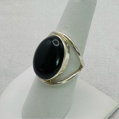 Onyx Cabachon Ring