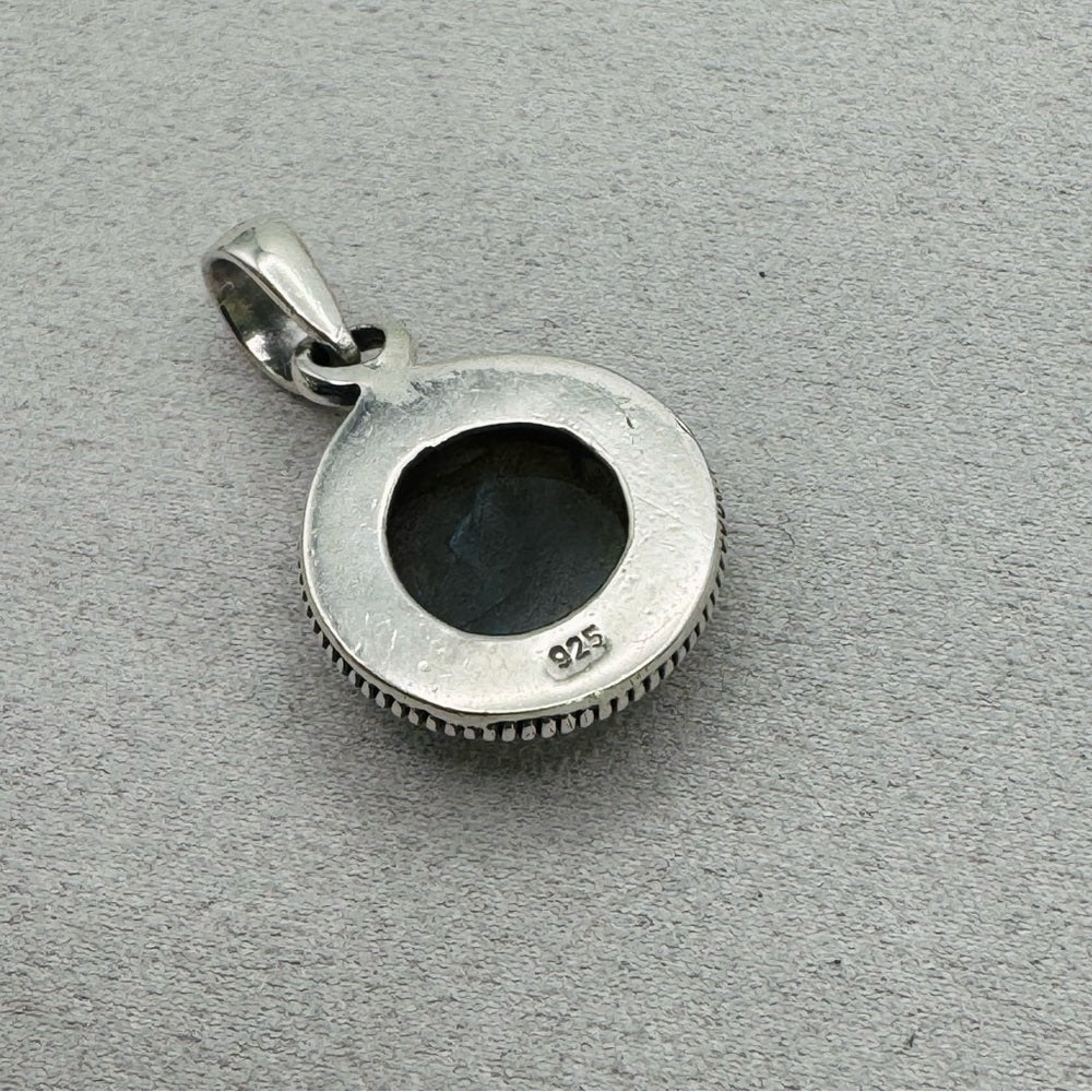 Labradorite S925 Circle Pendant