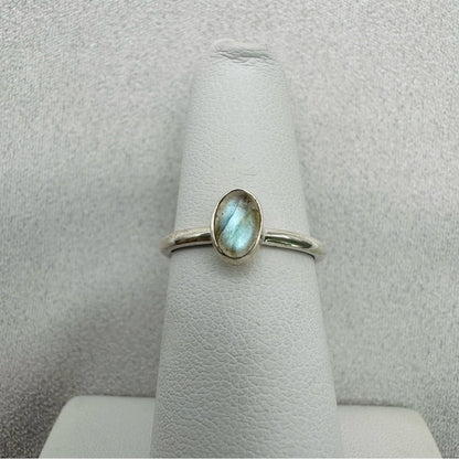 Oval Labradorite Sterling Silver Ring