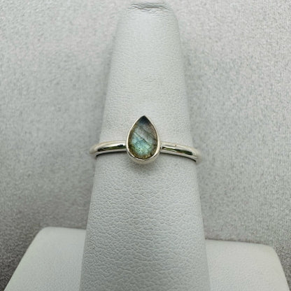 Labradorite S925 Teardrop Ring