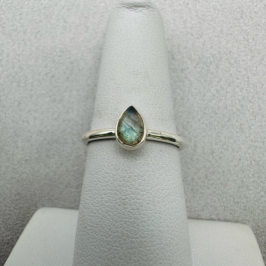 Labradorite S925 Teardrop Ring