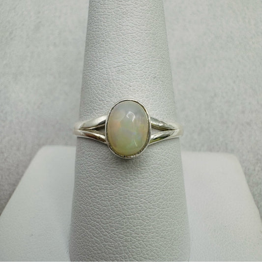 S925 Ethiopian Opal Ring