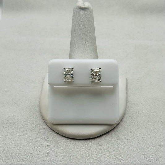 1 * 2 CT Moissanite Diamond Radiant Cut Earrings