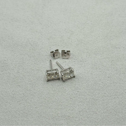 1 * 2 CT Moissanite Diamond Radiant Cut Earrings