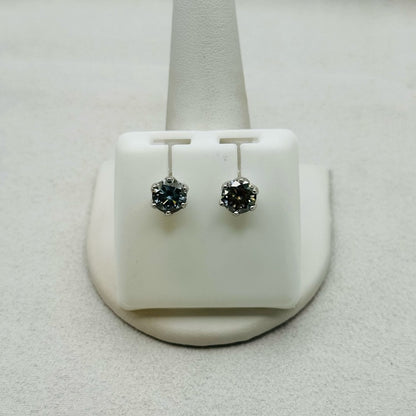 1 * 2 CT Moissanite Diamond Gray Solitaire Earrings