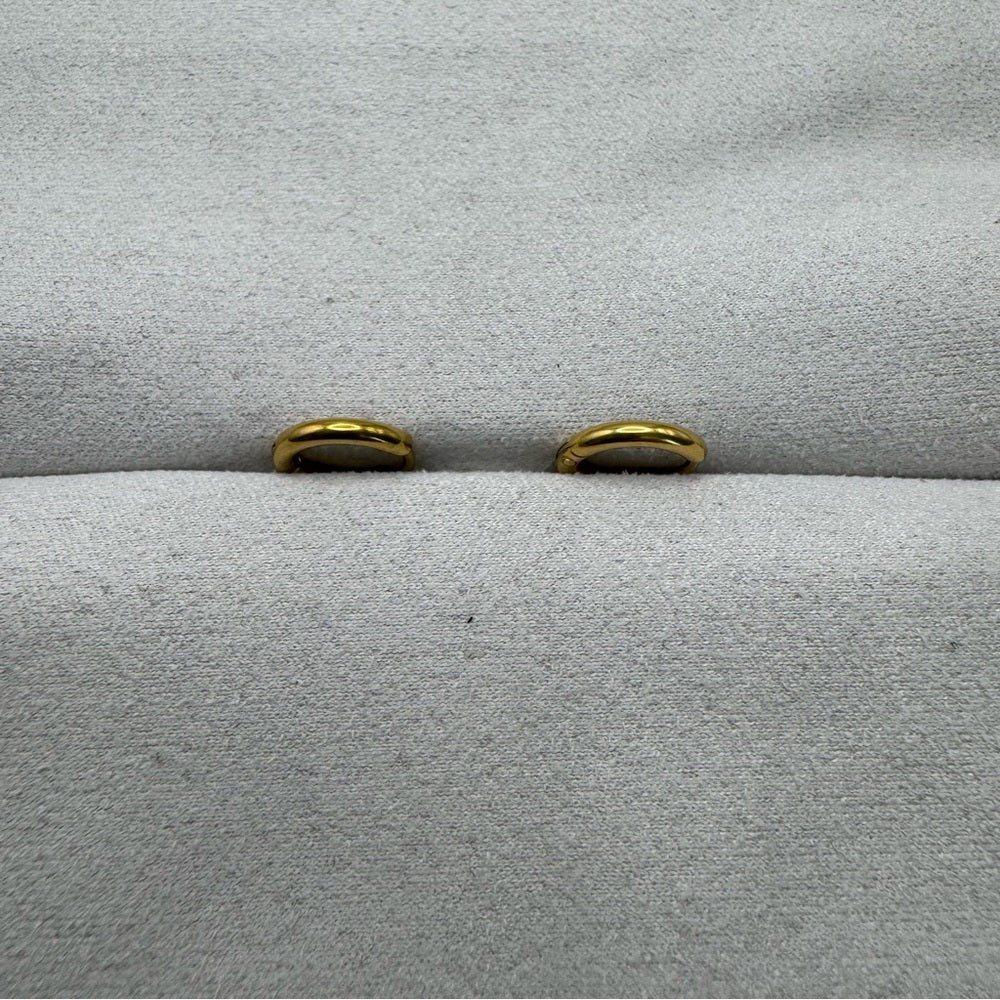 11mm | Hoop/ Huggie Earrings - Gold (#41)