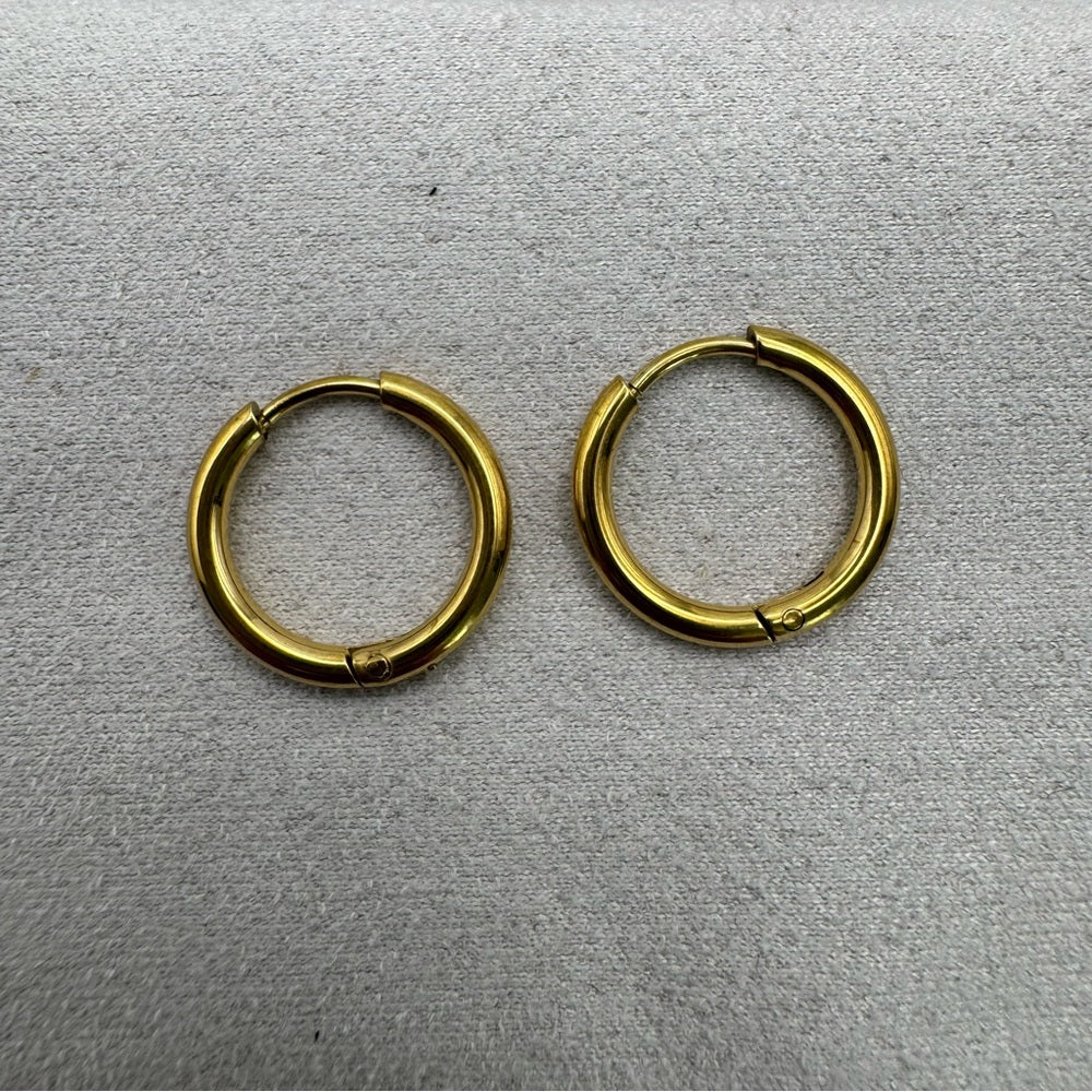 #105 Hoop Earrings - Gold
