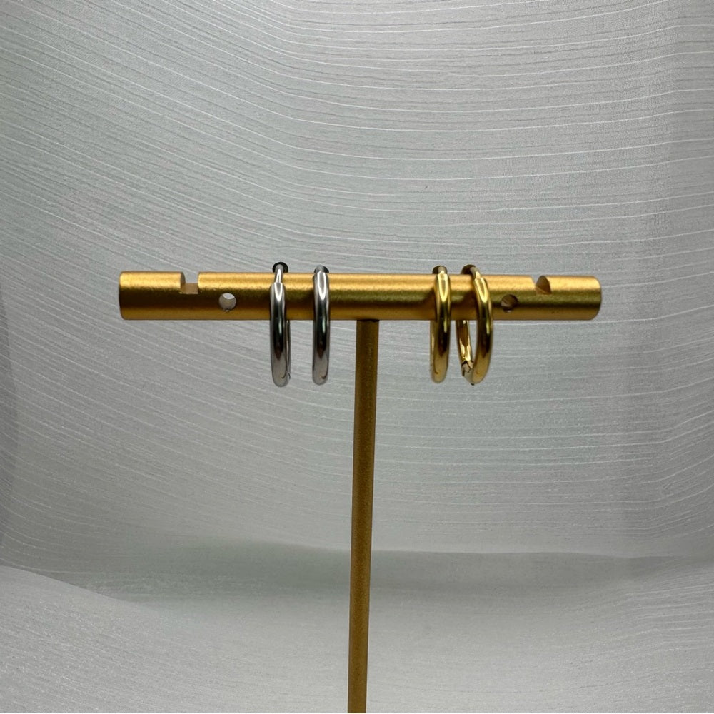 #105 Hoop Earrings - Gold