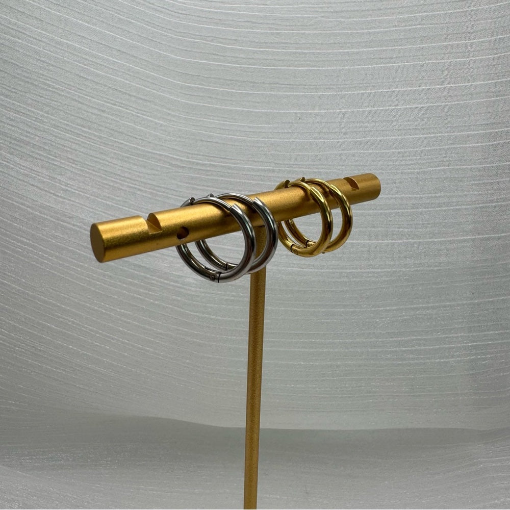 #105 Hoop Earrings - Silver