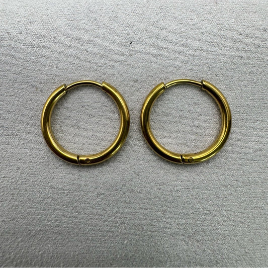 #106 Hoop Earrings - Gold