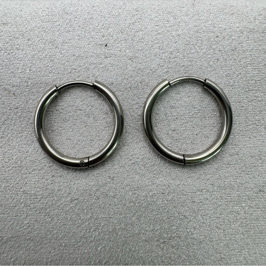 #106 Hoop Earrings - Silver