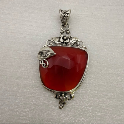 S925 Carnelian Turtle Leaf Pendant