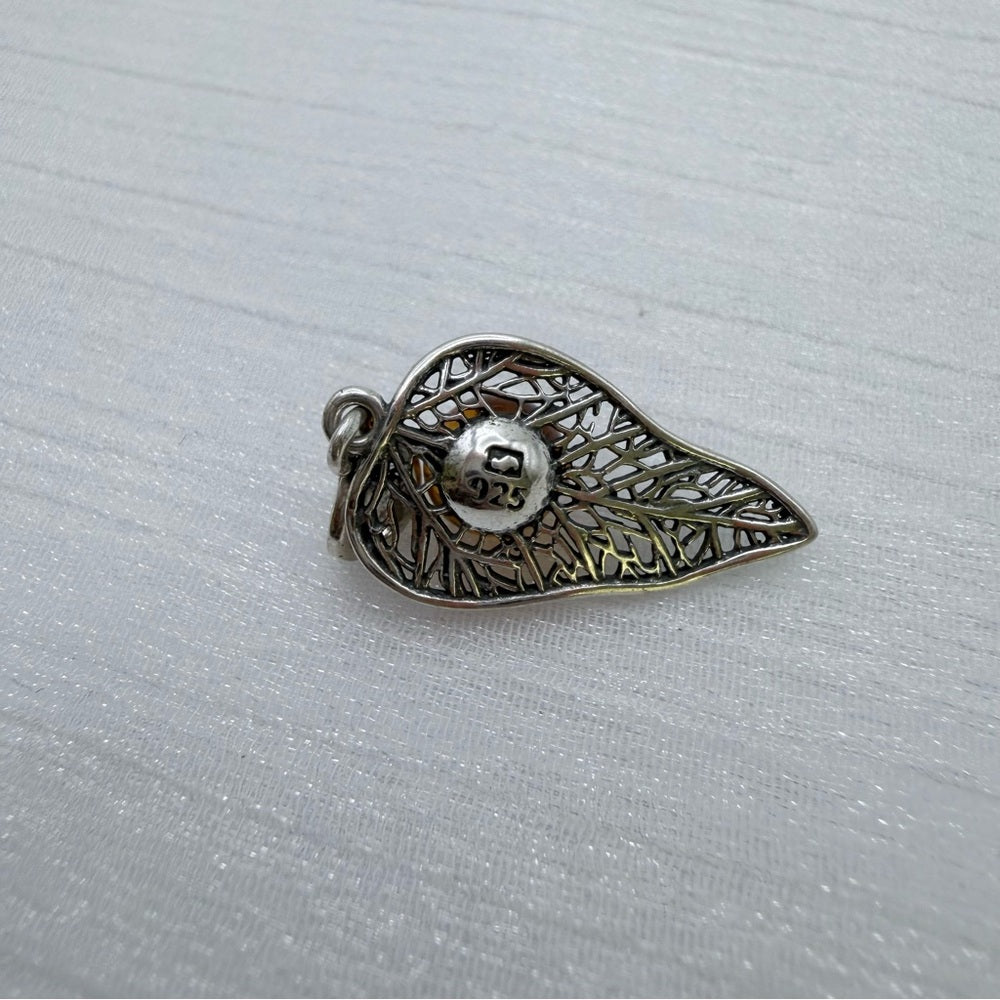 S925 Baltic Amber Leaf Pendant