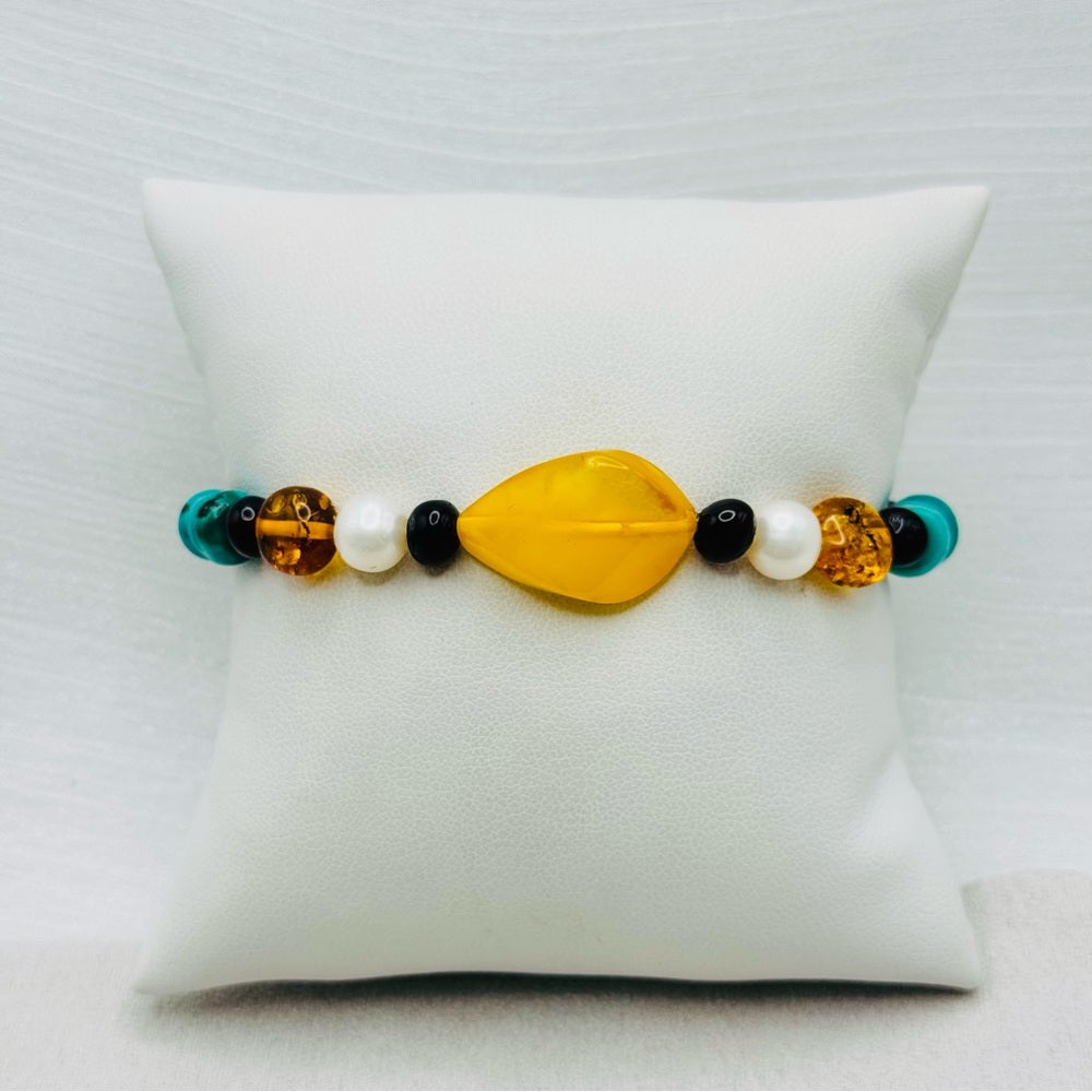 Mixed Amber and Freshwater Pearl Stretchy Bracelet