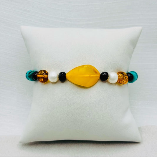 Mixed Amber and Freshwater Pearl Stretchy Bracelet