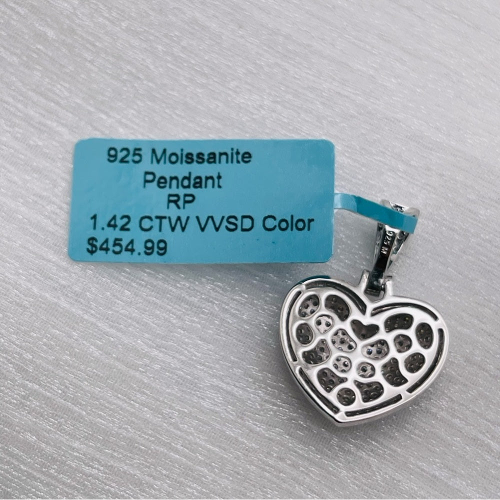 1.42 CT Moissanite Diamond Heart Pendant