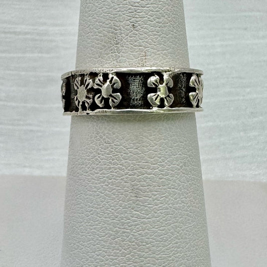 S925 Flower Patterned Ring