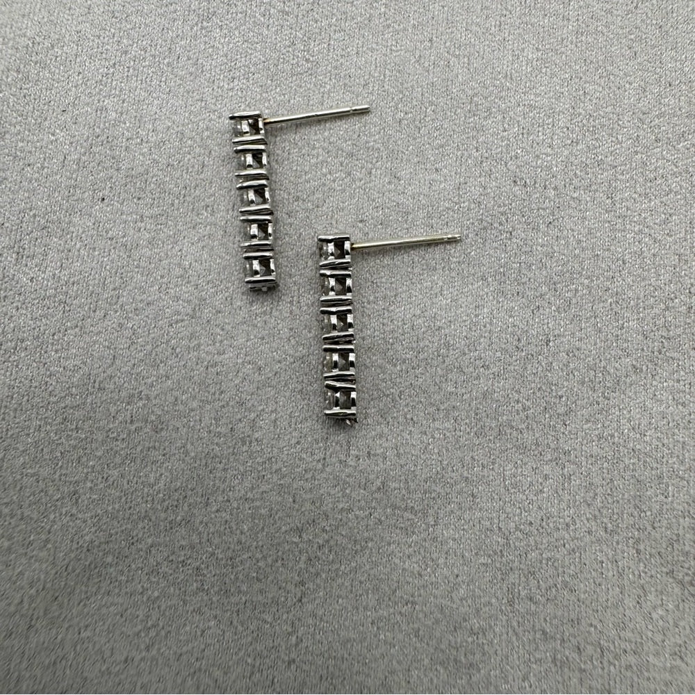 1.2 CT * 2 Moissanite Diamond Dangle Earrings