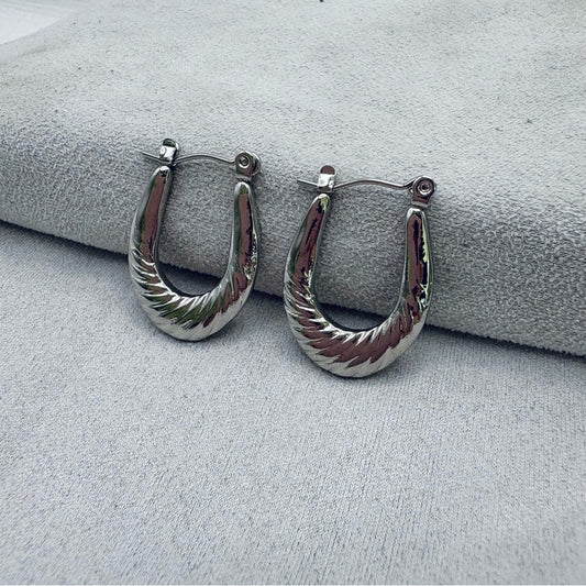 Aurora Hoop (silver)