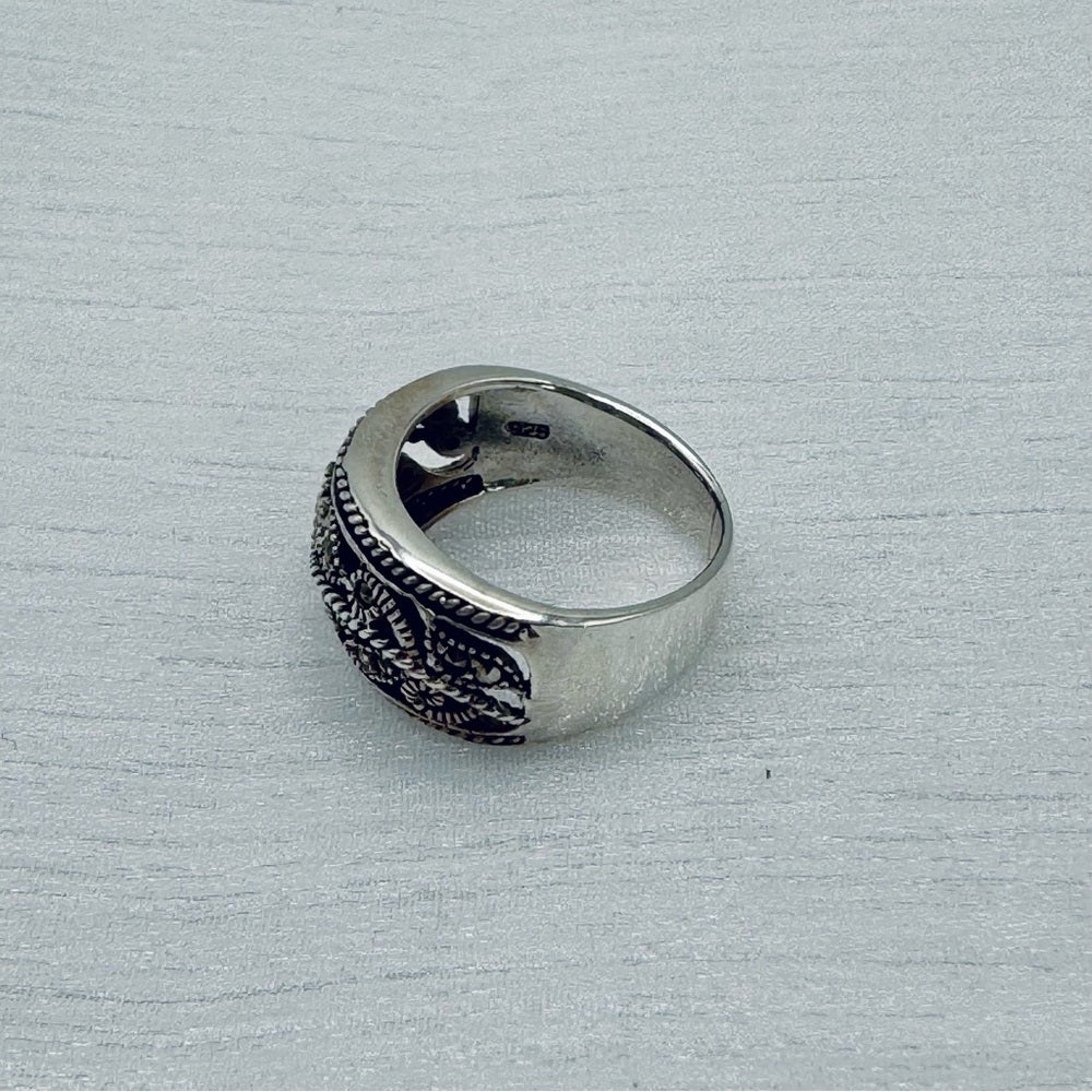 Flower Detail Marcasite Ring