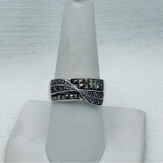 Twist Marcasite Diamond Ring