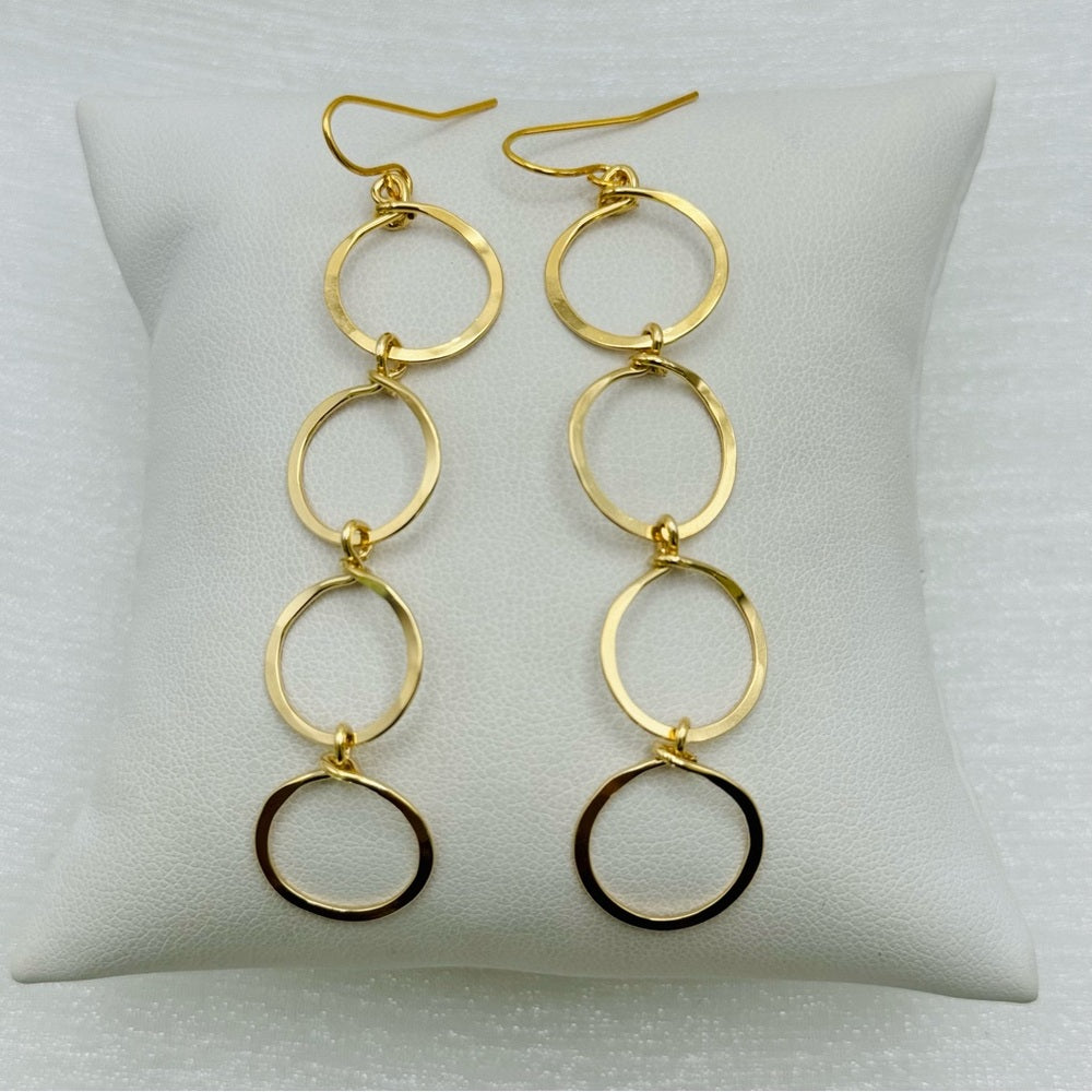 Quartet Dangles