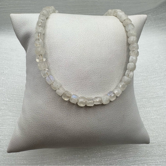 3.8 mm Rainbow Moonstone Natural Beaded Neckace