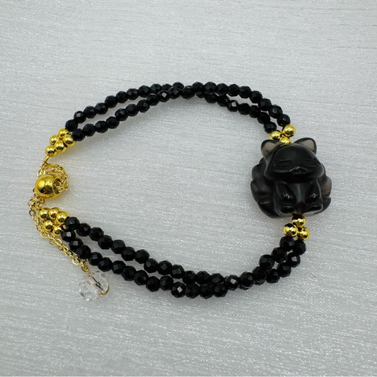 9 Tailed Fox | Black Onyx Adjustable Gold Bracelet