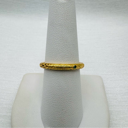 Engraved Micro Jadeite Gold Band