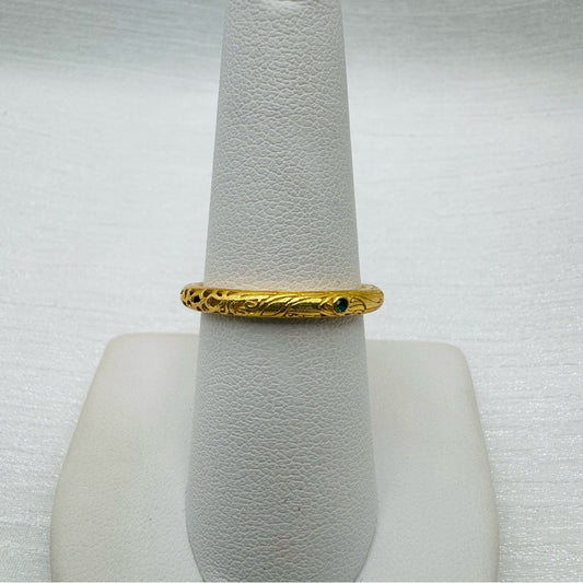 Engraved Micro Jadeite Gold Band