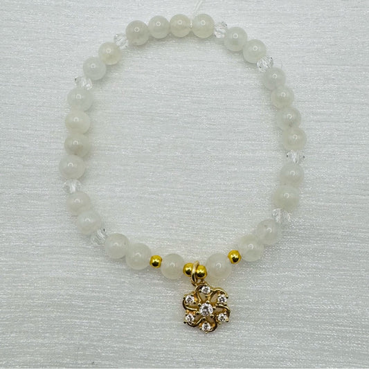 Clear Quartz Flower Gemstone Strecthy Bracelet