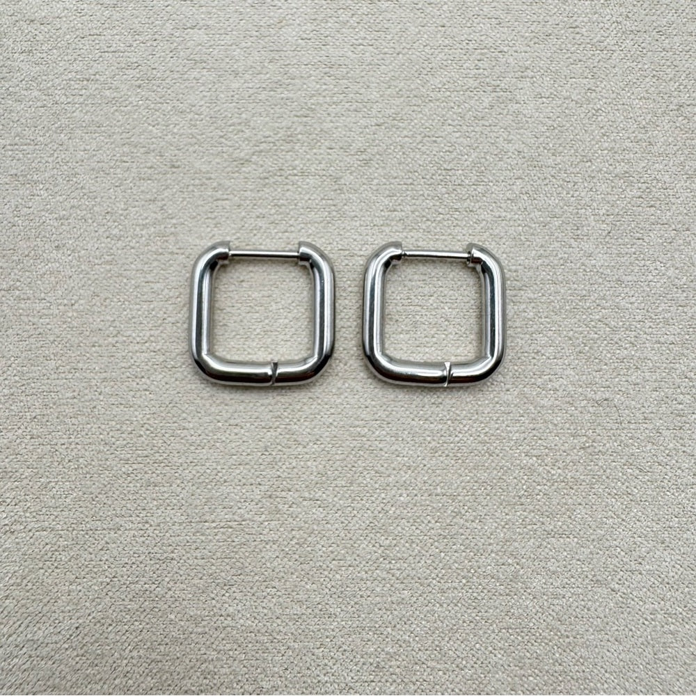 10 mm Square Hoop/ Huggie Earrings - Silver (#46)