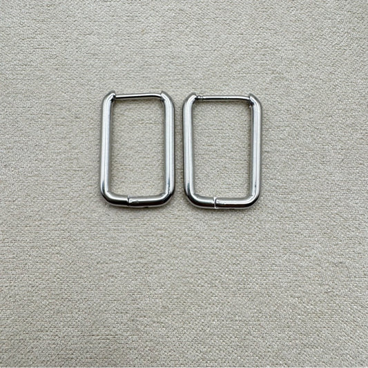 #110 | 10 mm | Rectangle Hoop Earrings - Silver