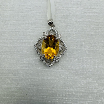 S925 Oval Citrine Pavé Detail Pendant
