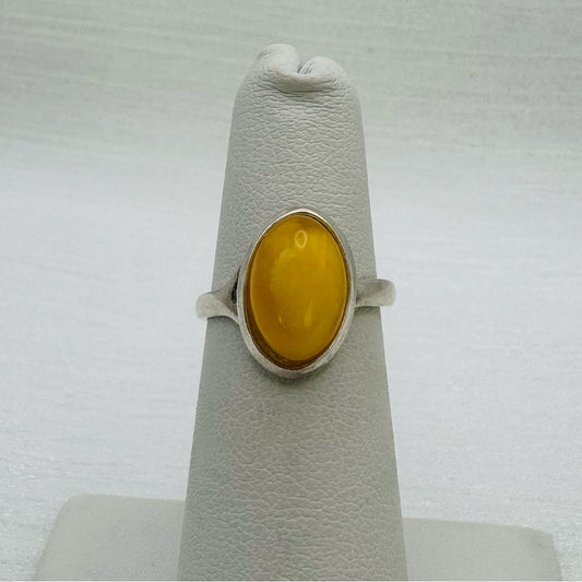 S925 Oval Baltic Amber Ring