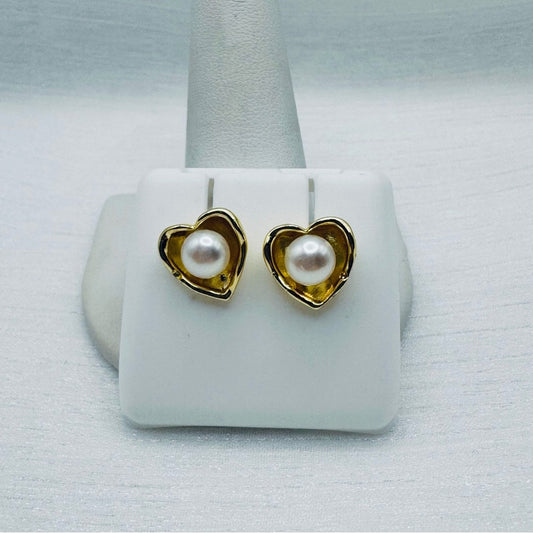 Heart Pearl Stud Earrings