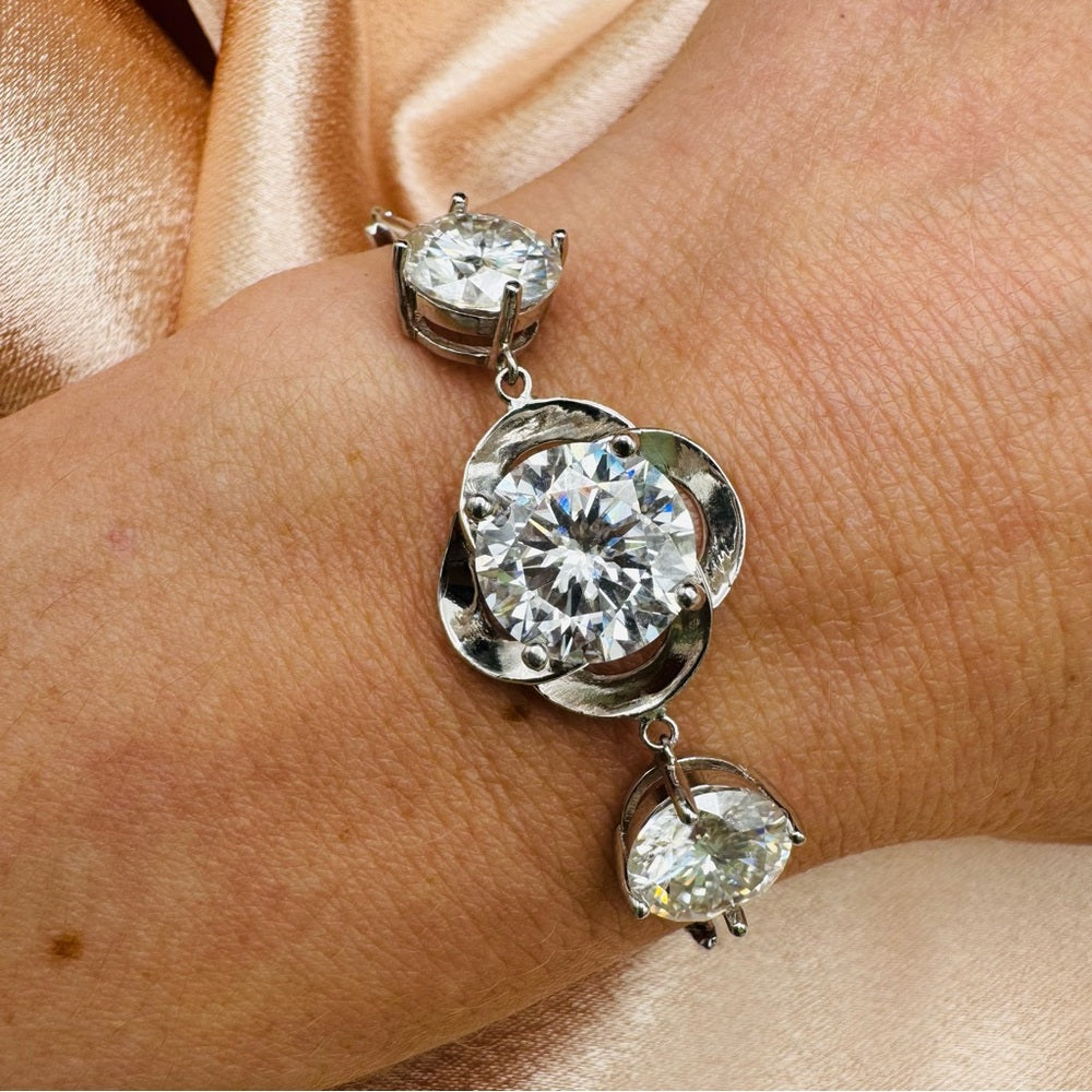 11CT Moissanite Diamond Triple Solitare Bracelet